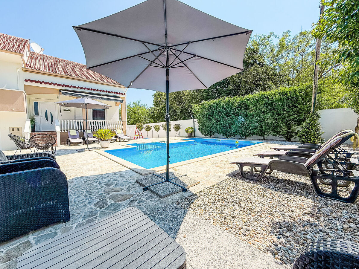 Maison Tina & Tino avec piscine privée à Zadar - Photo 36