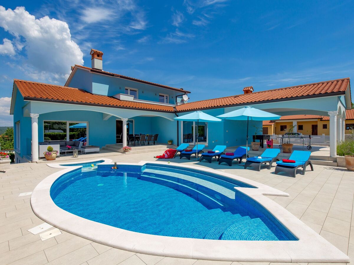 Villa Gabriel, maison 8 pers. avec piscine privée à Labin - Photo 1