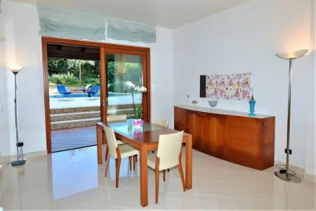 Villa Vittoria 8, Villa à Valderice avec Piscine et Jardin - Photo 2