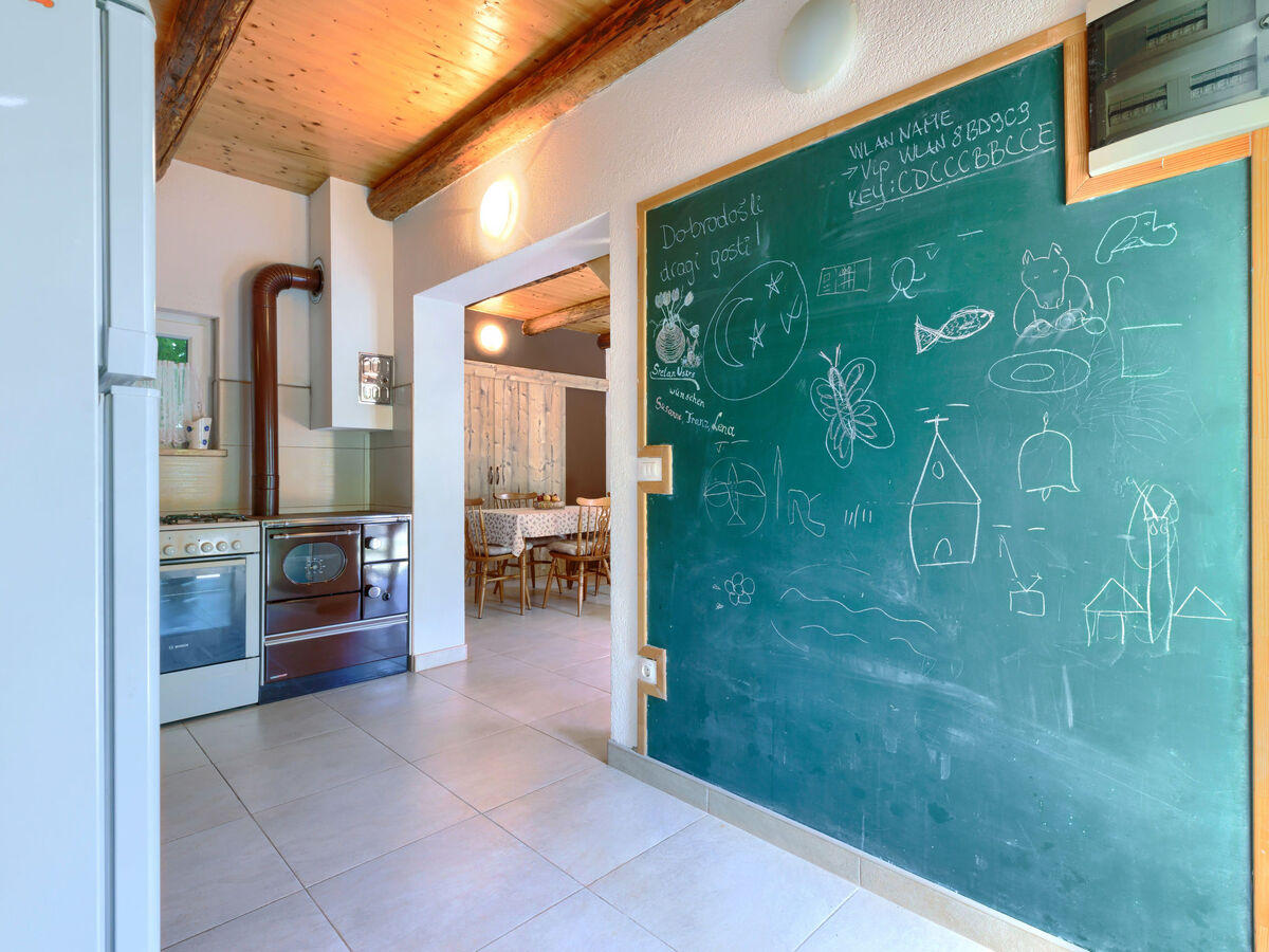 Maison Ana à Rovinj : 2 chambres, terrasse et jacuzzi - Photo 11