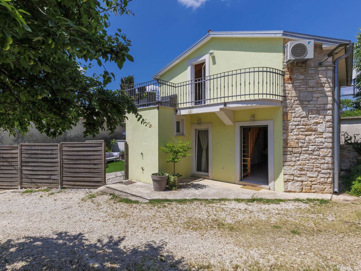 Maison Ana à Rovinj : 2 chambres, terrasse et jacuzzi - Photo 27