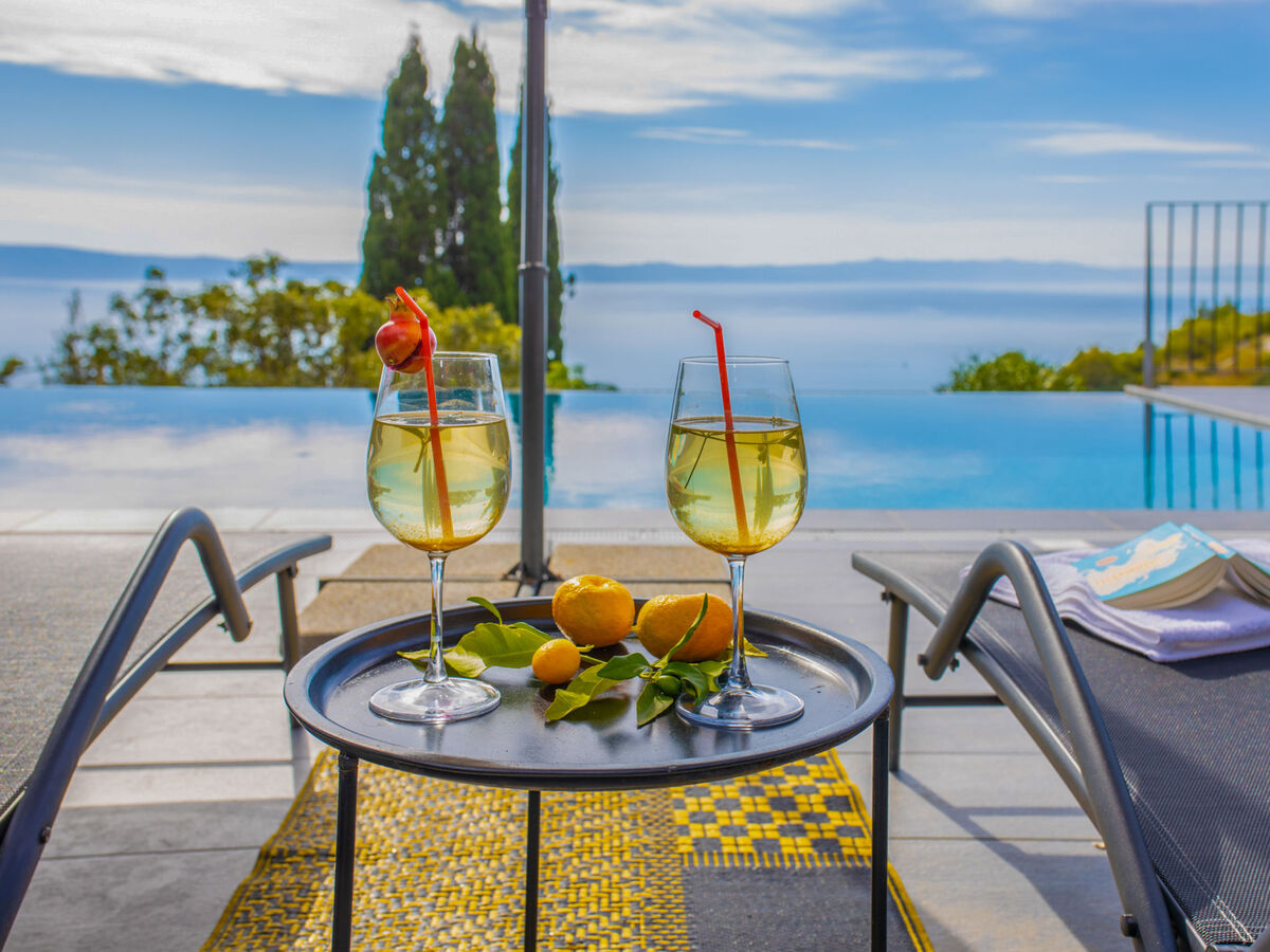 2M, Villa 8 personnes à Makarska - Photo 2