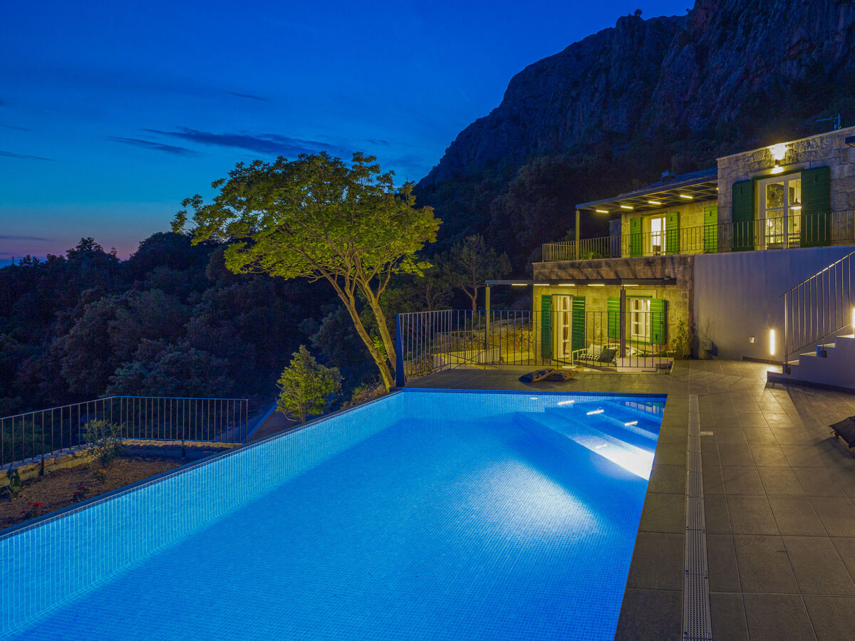 2M, Villa 8 personnes à Makarska - Photo 27