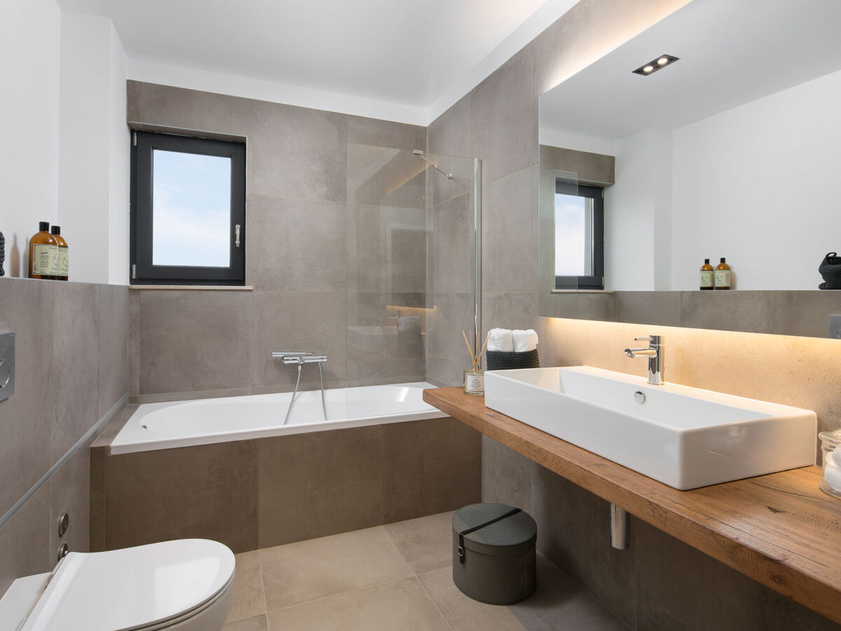 Oliva 2 – Maison 4 chambres avec piscine chauffée à Umag - Photo 10