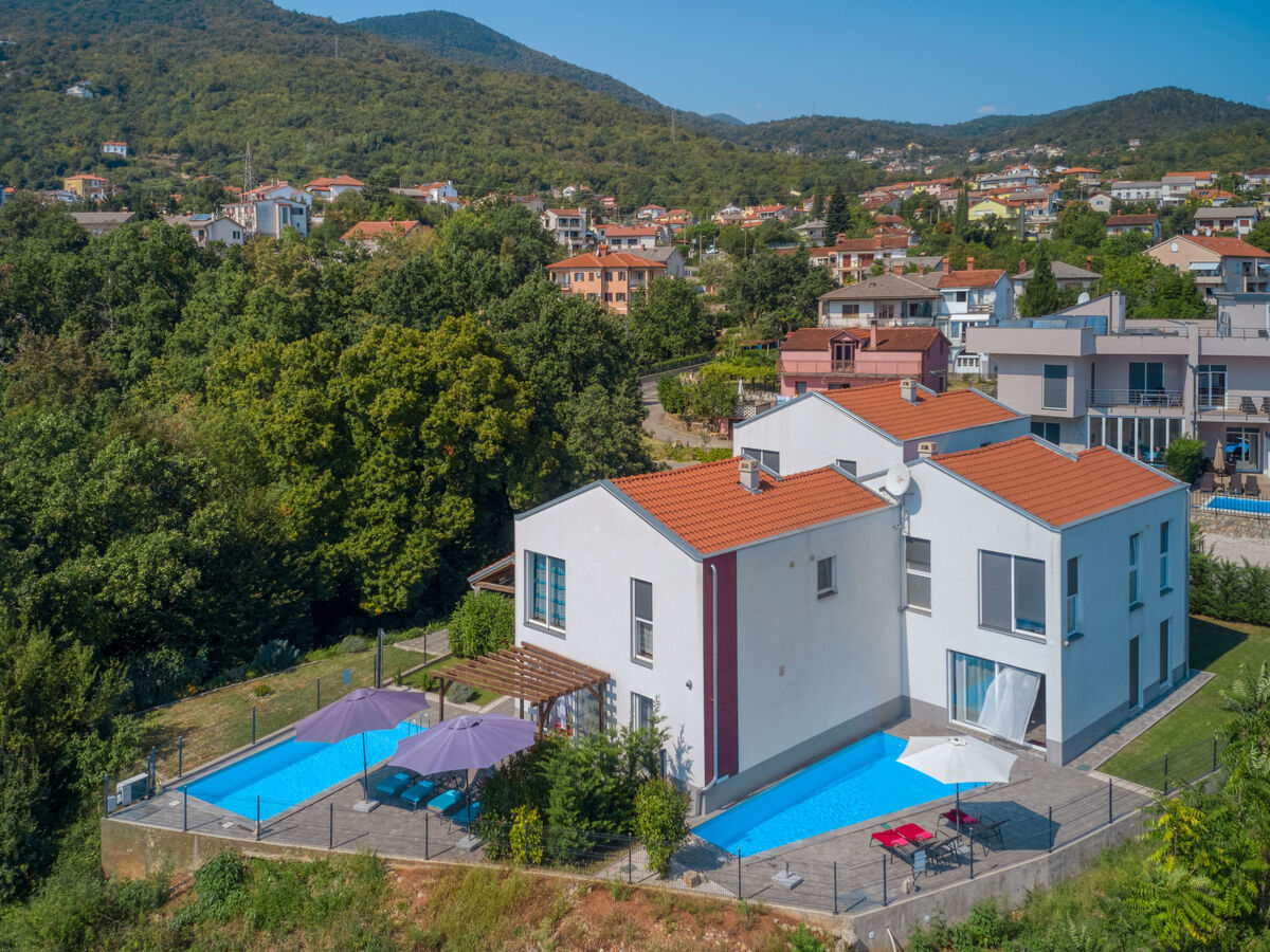 Maison Races 16 pers., piscine privée à Opatija - Photo 1