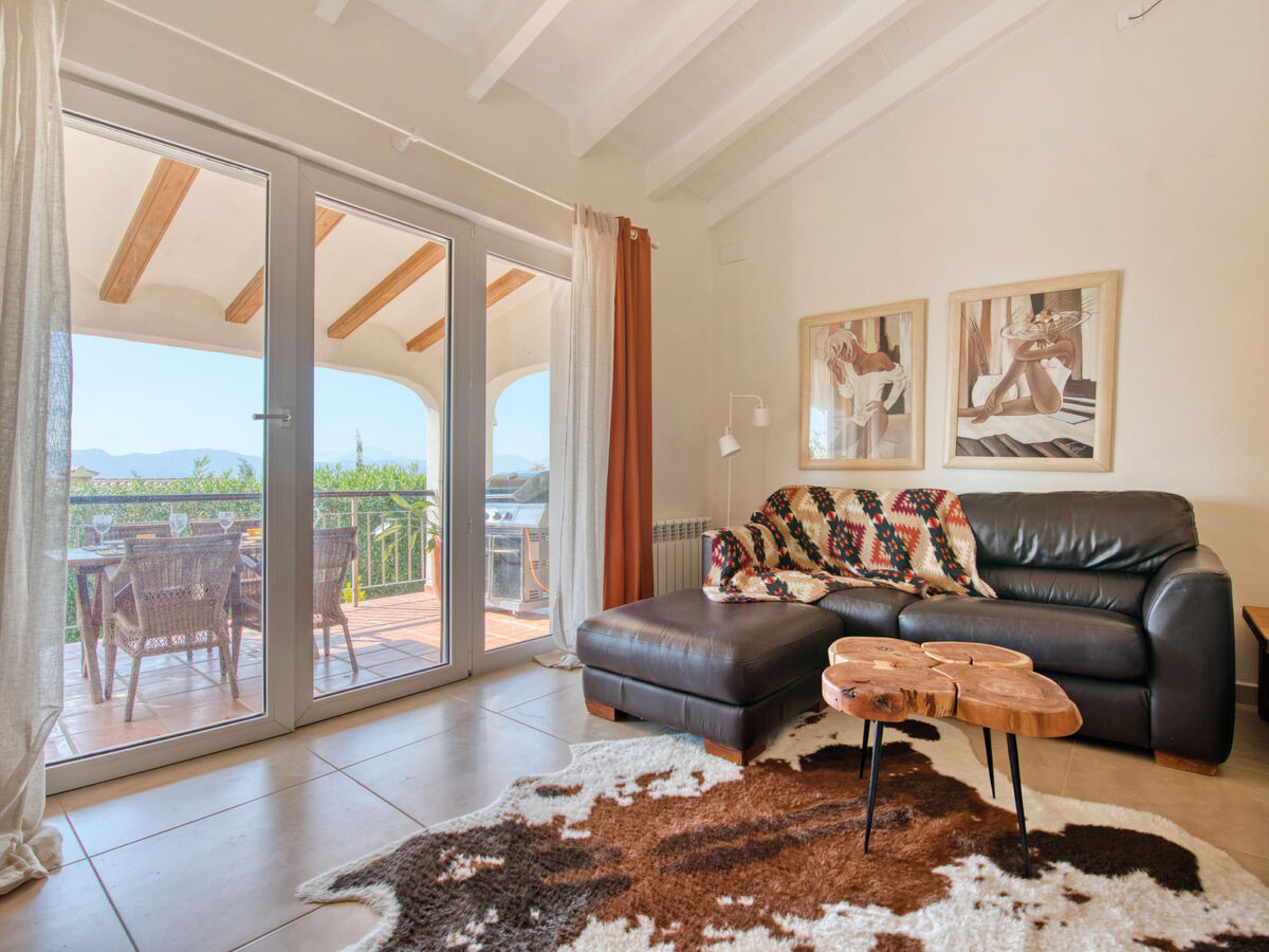 Maison Petite Fleur à Javea – piscine et jardin de 1 200 m² - Photo 9