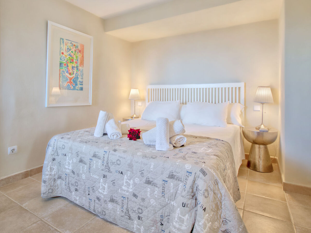 Maison Petite Fleur à Javea – piscine et jardin de 1 200 m² - Photo 21