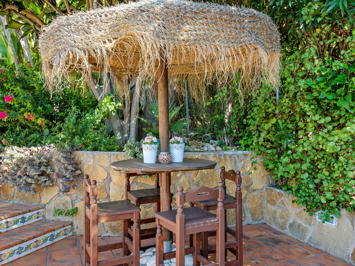Maison Petite Fleur à Javea – piscine et jardin de 1 200 m² - Photo 34
