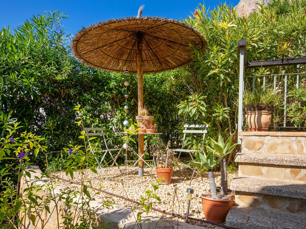 Maison Petite Fleur à Javea – piscine et jardin de 1 200 m² - Photo 36