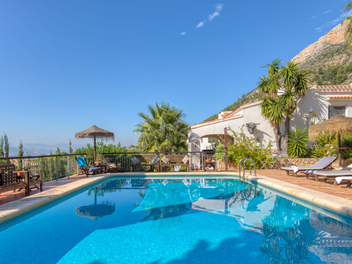 Maison Petite Fleur à Javea – piscine et jardin de 1 200 m² - Photo 45