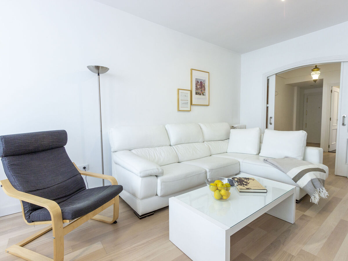 Appartement 80 m² Chamartin, 2 chambres, métro à 200 m - Photo 2