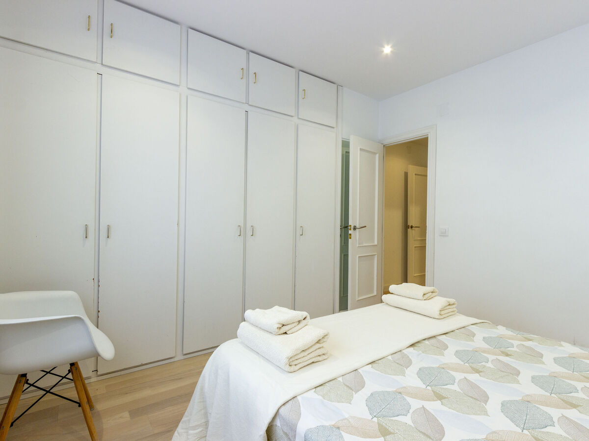 Appartement 80 m² Chamartin, 2 chambres, métro à 200 m - Photo 17