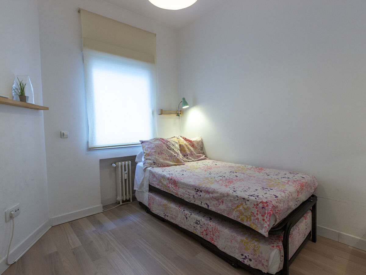 Appartement 80 m² Chamartin, 2 chambres, métro à 200 m - Photo 24