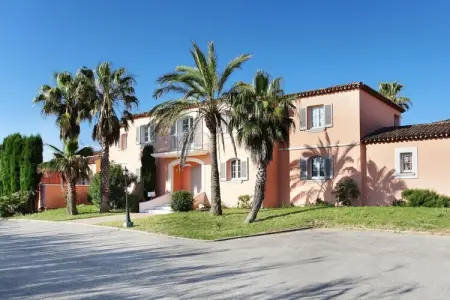 Location appartement à GRIMAUD