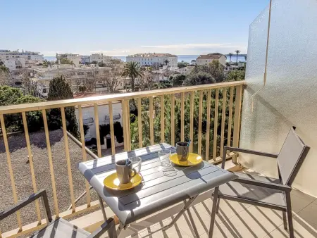 Le Tivoli : Studio avec terrasse vue mer à Cannes : photo 3