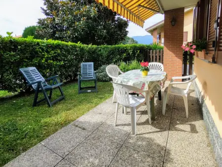 Location appartement à Porto Valtravaglia, Parco Musadino