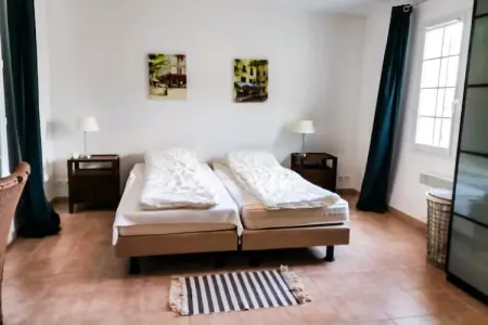 Bourg Est 3, Villa avec jardin près de beau terrain de golf - Photo 26