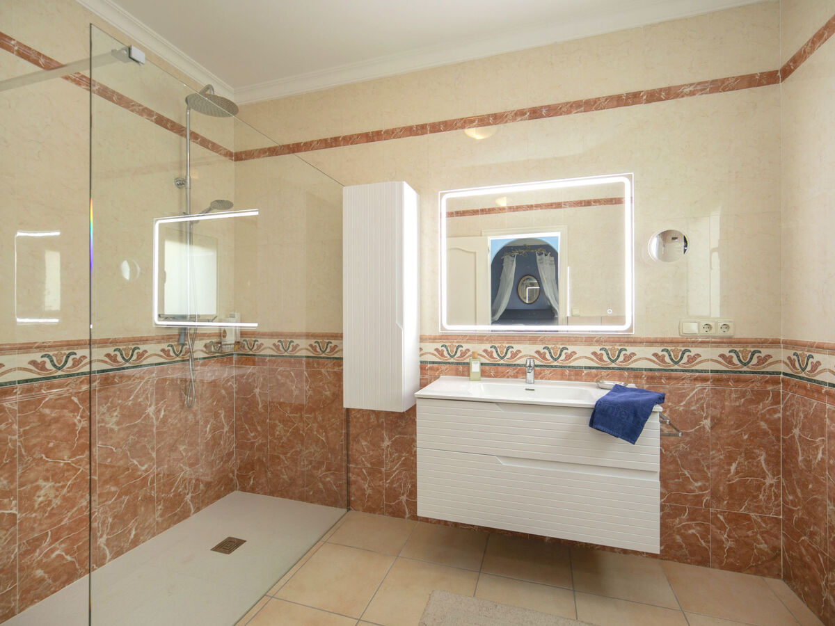 Villa Albert – 425 m² avec piscine à 1,5 km de la mer, Calpe - Photo 17