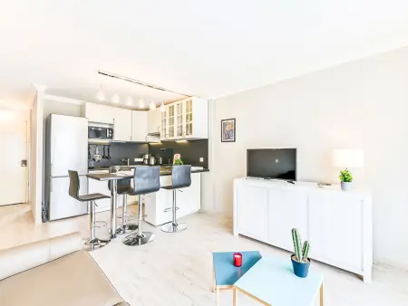 Appartement 2 pièces à 200 m de la plage, Cannes : photo 10