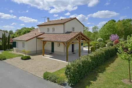 Location villa à Vasles