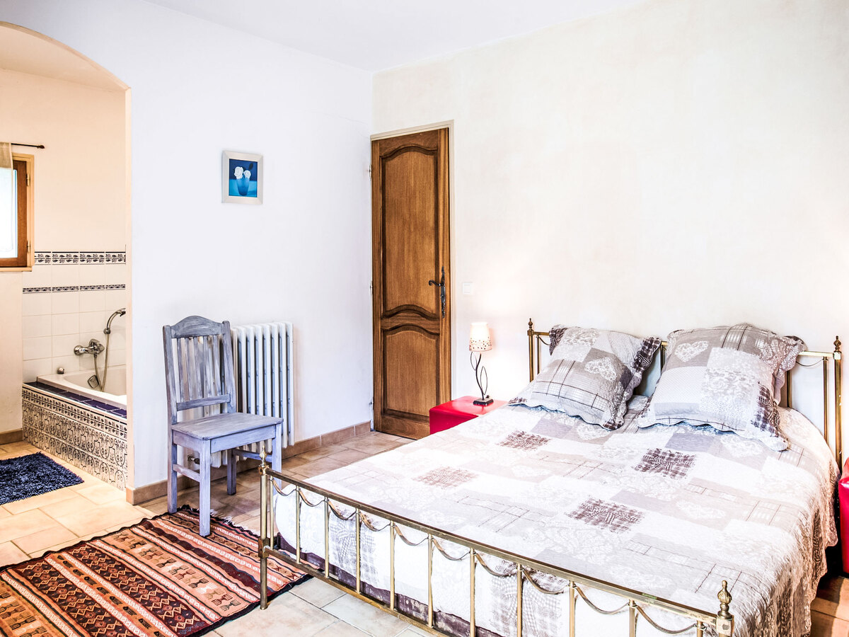 Maison Les Ocres – 230 m² avec piscine à Roussillon - Photo 11