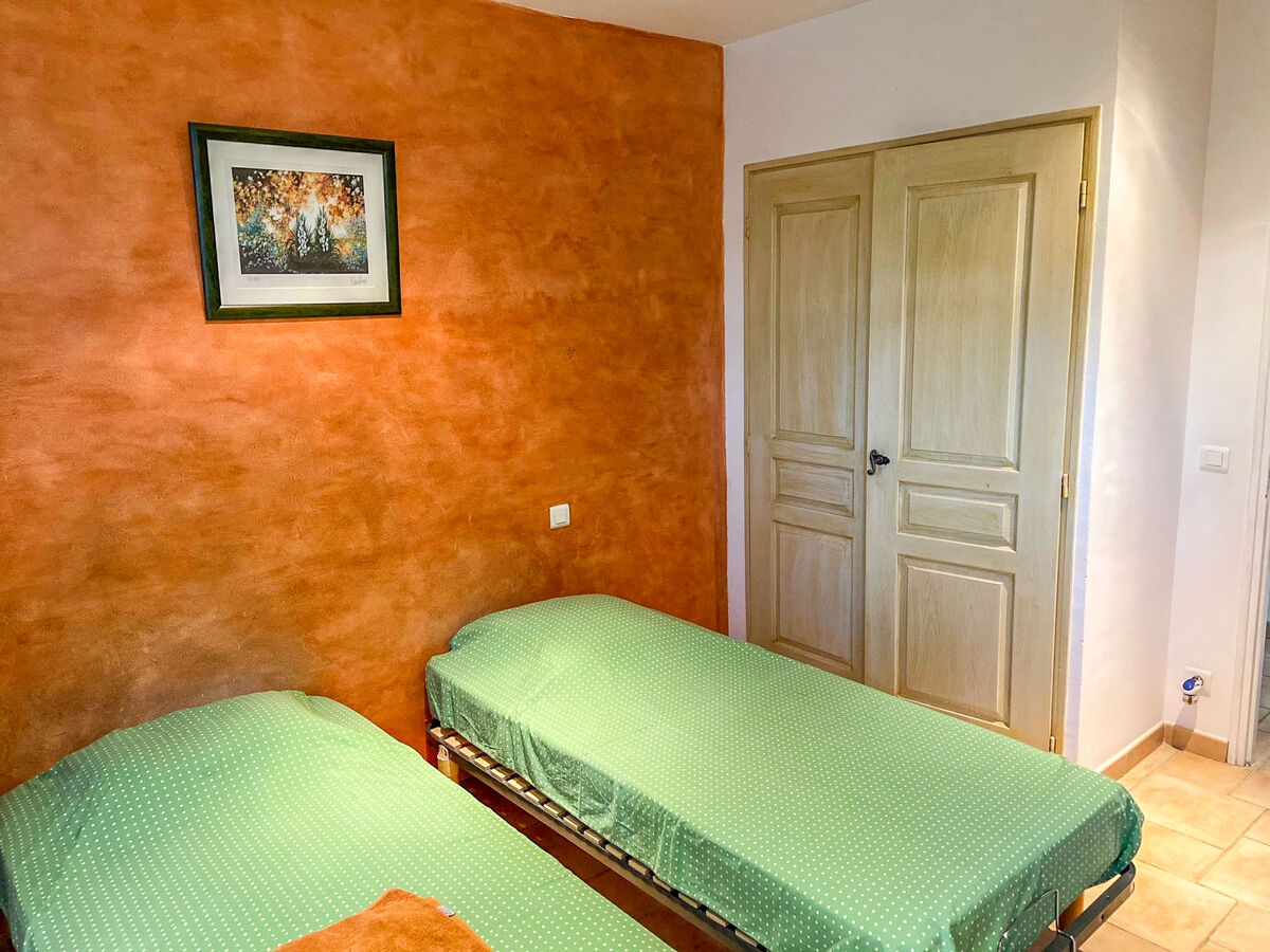 Maison Les Ocres – 230 m² avec piscine à Roussillon - Photo 13