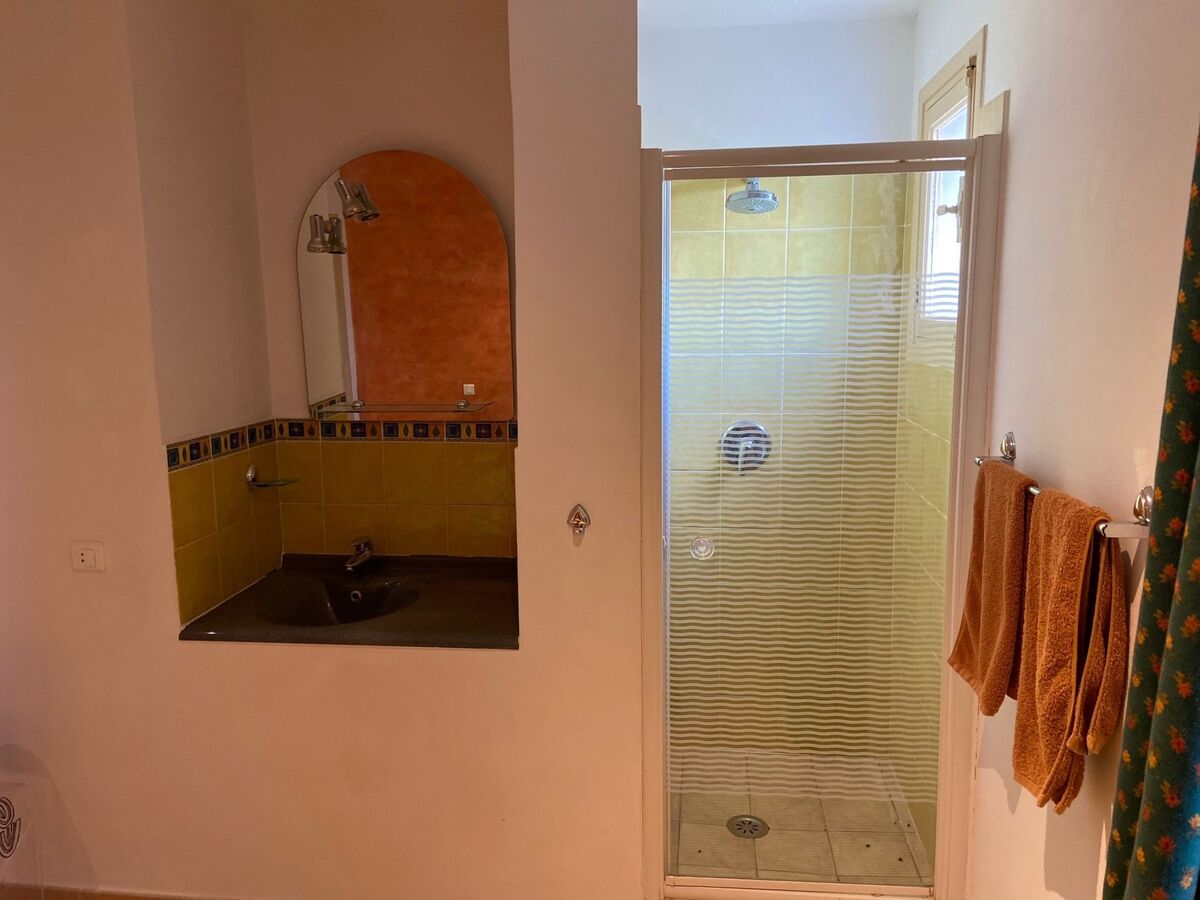 Maison Les Ocres – 230 m² avec piscine à Roussillon - Photo 15