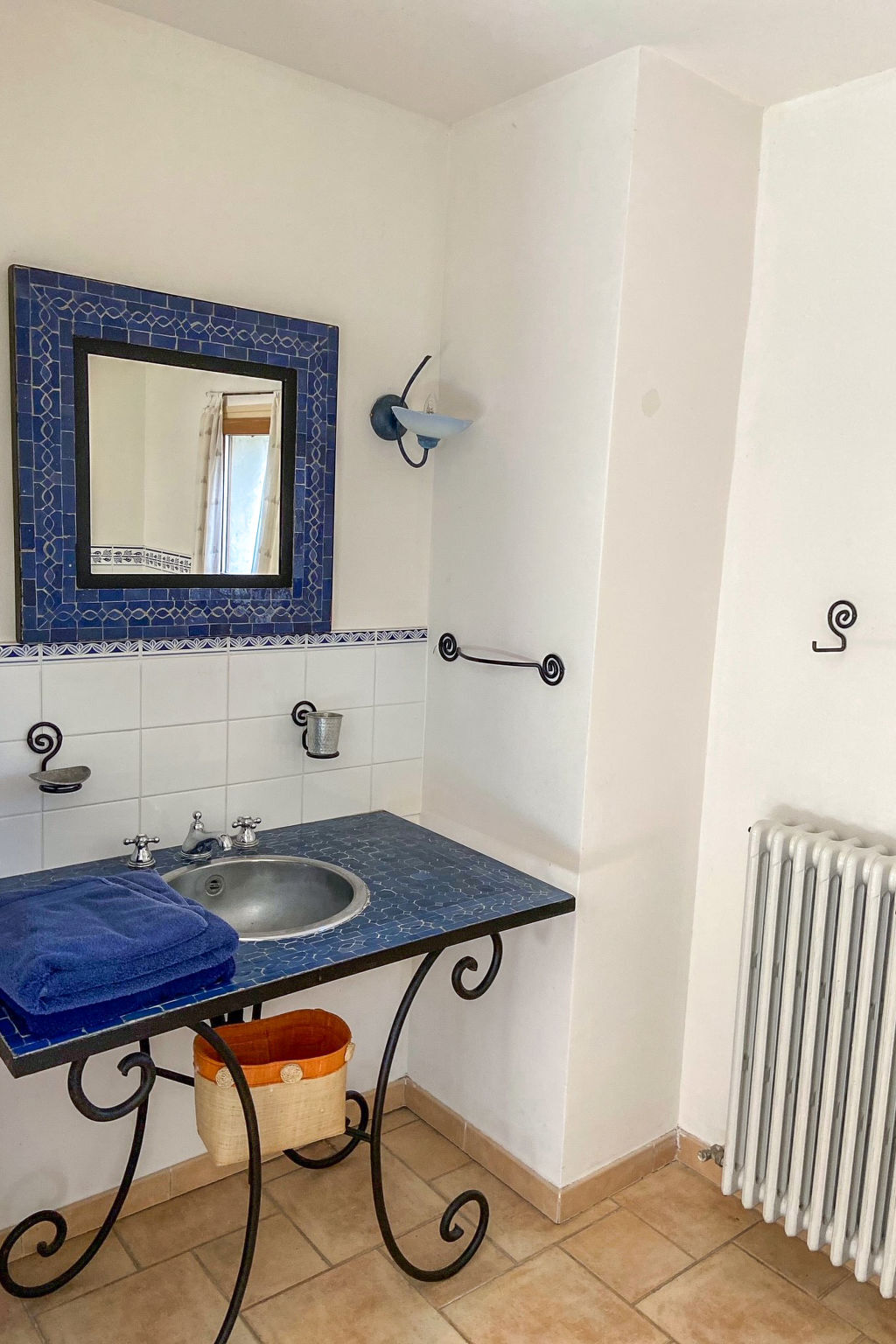 Maison Les Ocres – 230 m² avec piscine à Roussillon - Photo 17