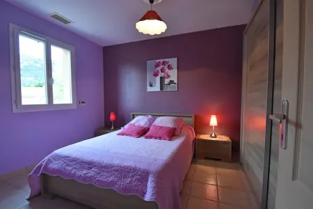 Villa spacieuse avec piscine - Photo 4