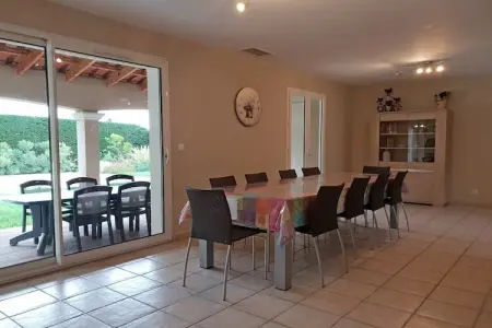 Villa spacieuse avec piscine - Photo 5