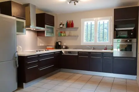 Villa spacieuse avec piscine - Photo 9