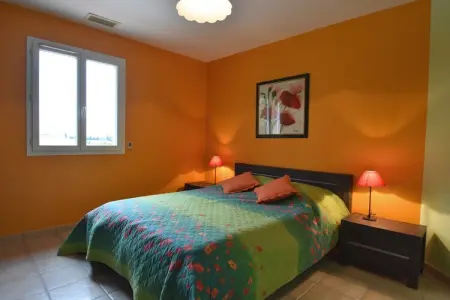 Villa spacieuse avec piscine - Photo 15