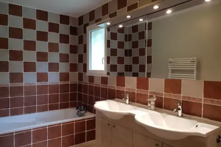 Villa spacieuse avec piscine - Photo 19
