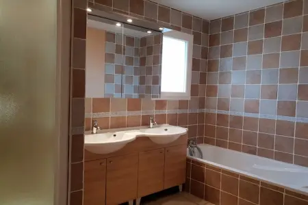 Villa spacieuse avec piscine - Photo 20