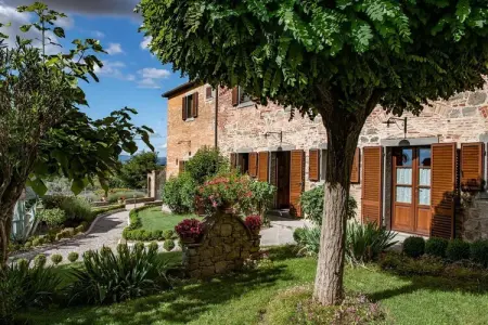 Location villa à Cortona, Ferme en Toscane avec piscine et vue