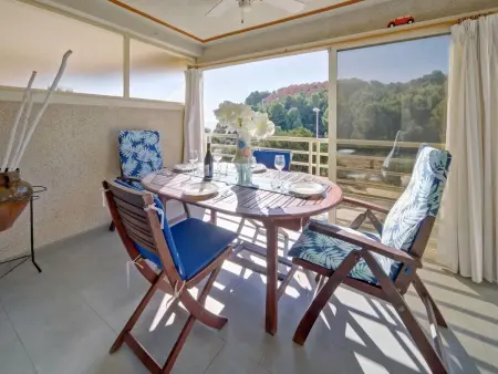 Appartement Zeus – vue mer, piscine, à 100 m de la crique : photo 7
