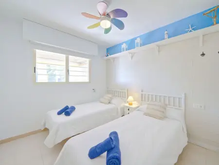 Appartement Zeus – vue mer, piscine, à 100 m de la crique : photo 11