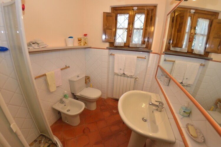 Gîte Cipressa : piscine privée et jardin de 1000 m² - Photo 11
