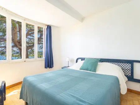 Les Floralies II – Appartement avec vue mer au Lavandou : photo 8