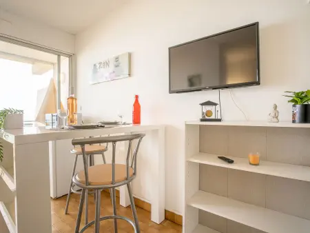 Studio 20 m² vue mer à Canet-Plage, 20 m de la plage : photo 10