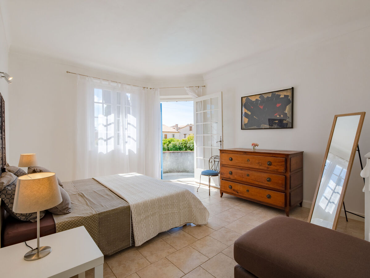 Villa Cyrnos – Maison 8 pers., piscine, centre Sainte-Maxime - Photo 5