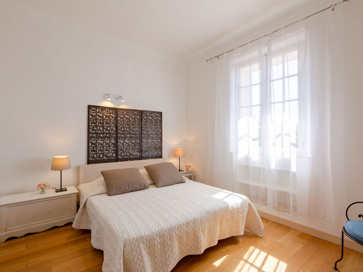 Villa Cyrnos – Maison 8 pers., piscine, centre Sainte-Maxime - Photo 13
