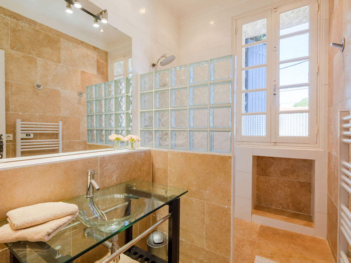 Villa Cyrnos – Maison 8 pers., piscine, centre Sainte-Maxime - Photo 16