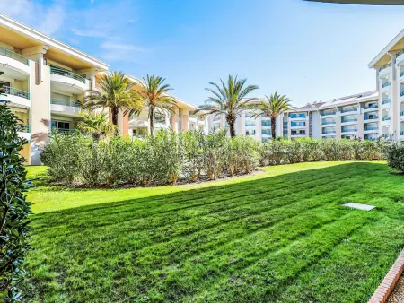 Le Cesarée – Appartement 2 pièces à Fréjus, 200 m de la mer : photo 22