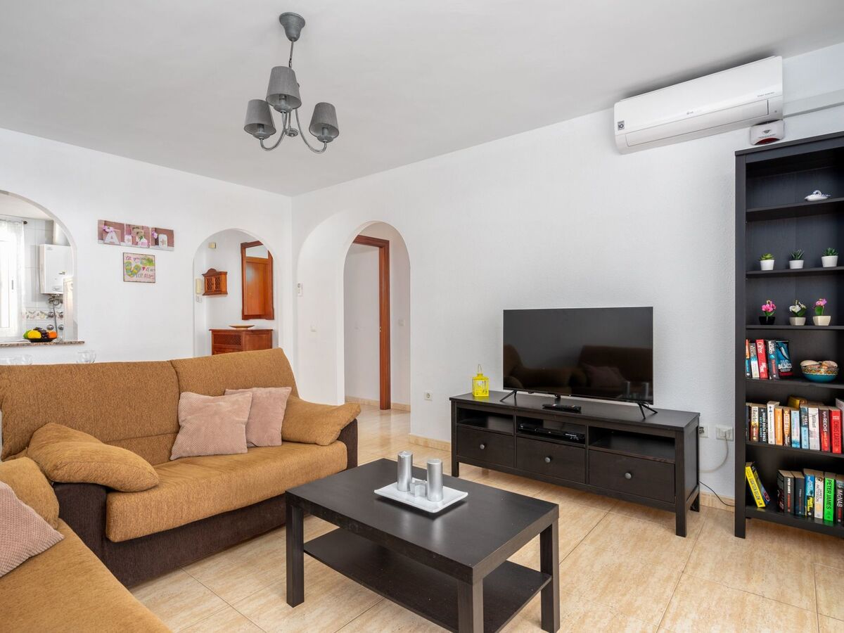 Appartement Los Nadales à Benalmádena, terrasse vue piscine - Photo 6