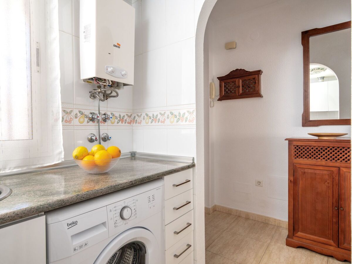 Appartement Los Nadales à Benalmádena, terrasse vue piscine - Photo 15