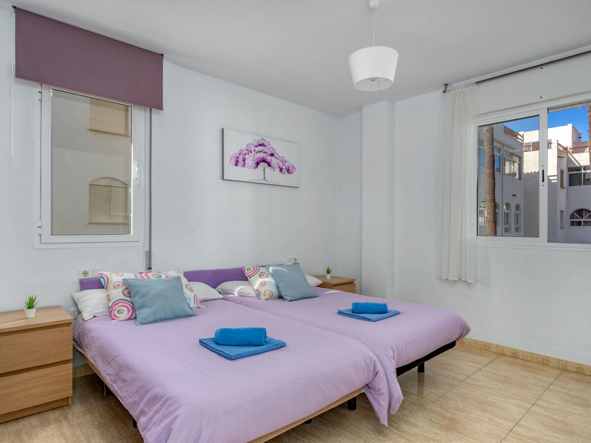 Appartement Los Nadales à Benalmádena, terrasse vue piscine - Photo 18