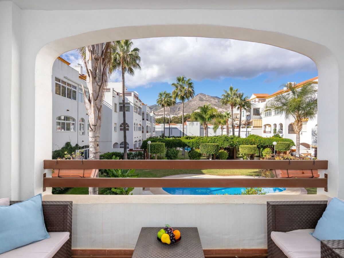 Appartement Los Nadales à Benalmádena, terrasse vue piscine - Photo 25