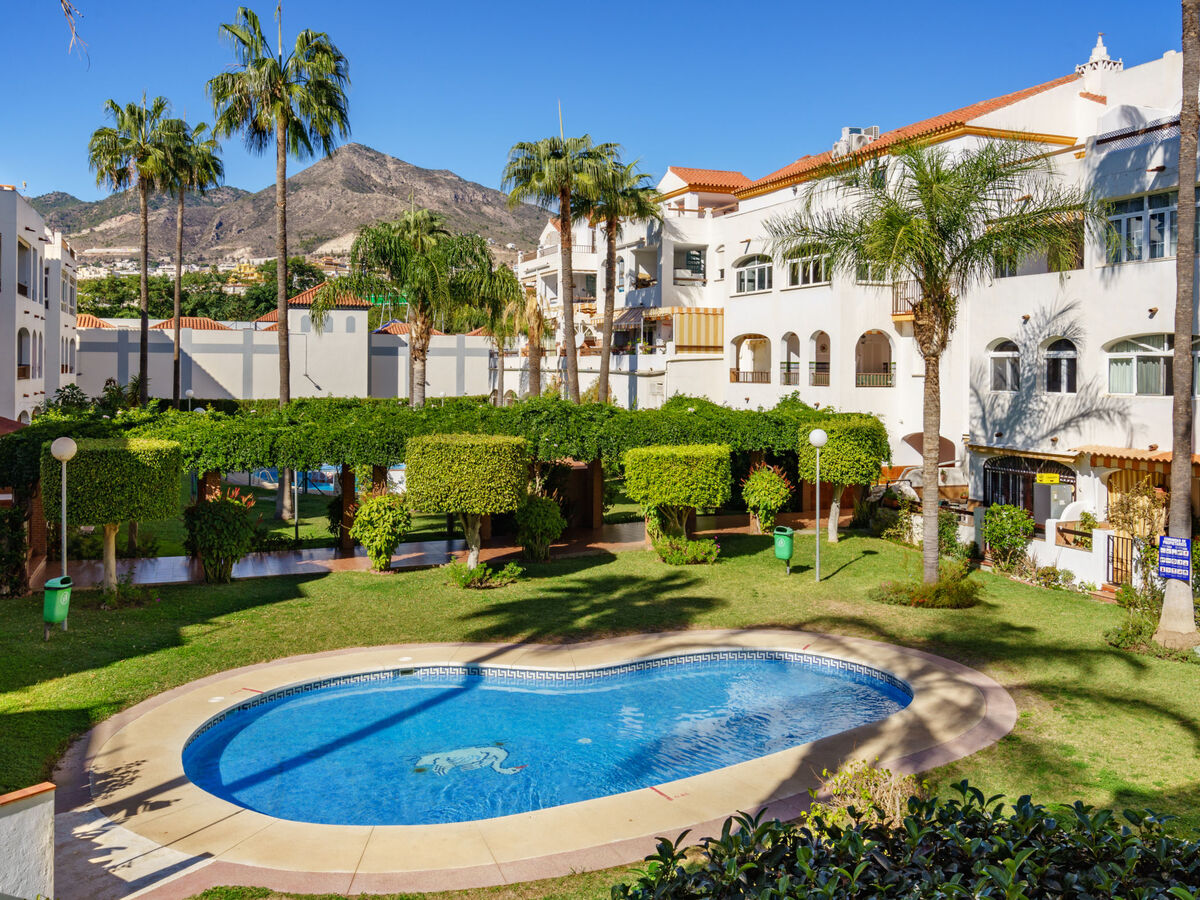 Appartement Los Nadales à Benalmádena, terrasse vue piscine - Photo 38