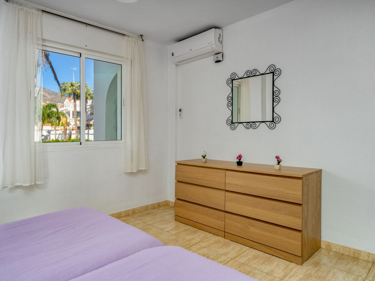 Appartement Los Nadales à Benalmádena, terrasse vue piscine - Photo 42